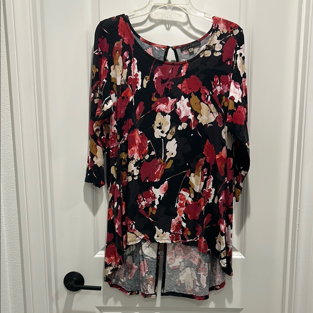 Rose & Olive Floral Print Women's Top - Black, Red, Cream